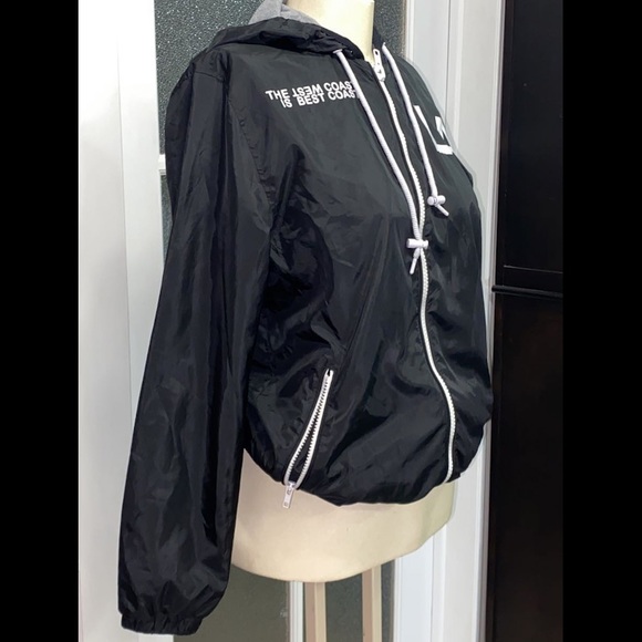 Windbreaker - Picture 2 of 2